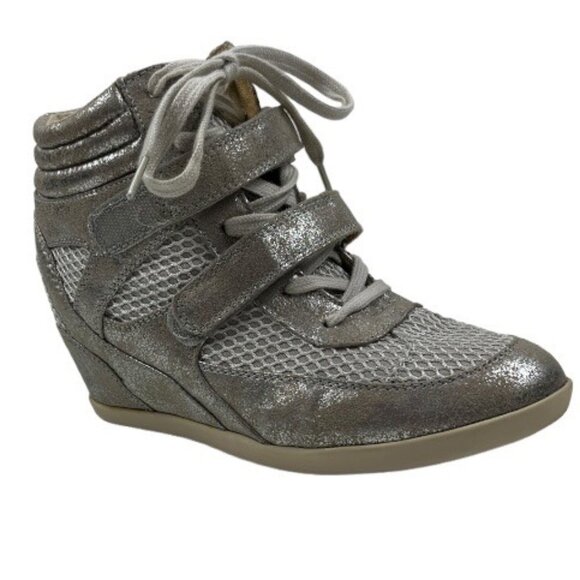 Madden Girl White Mesh Champagne Metallic Shimmer Hook & Loop Straps Size 7 - Picture 1 of 15